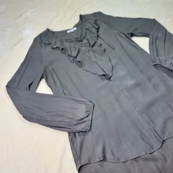 Pleione Ruffled Tied Tunic Blouse Gray Women’s Small Regency Shirttail Hem - Picture 3 of 16